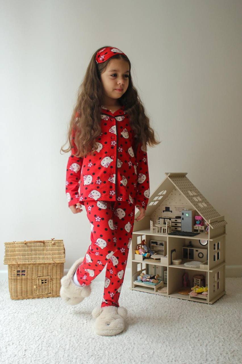 Hello Kity Kırmızı Sevimli Desenli  Kız Pijama Takımı